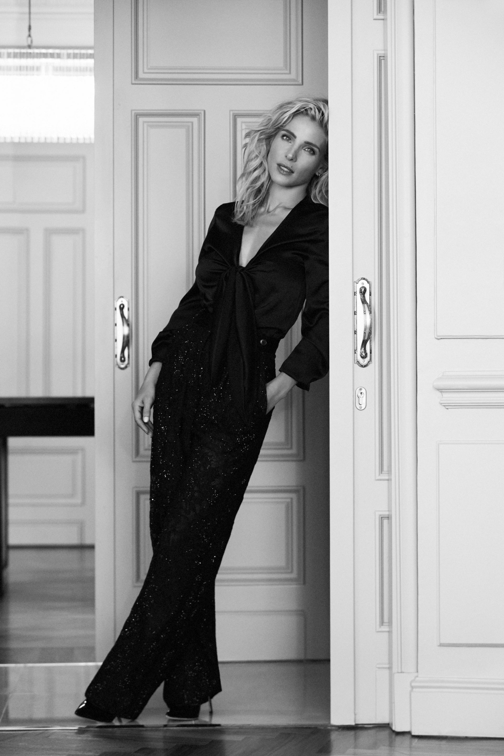 ELSA PATAKY FOR HARPERS BAZAAR - retouched by José Gil Die